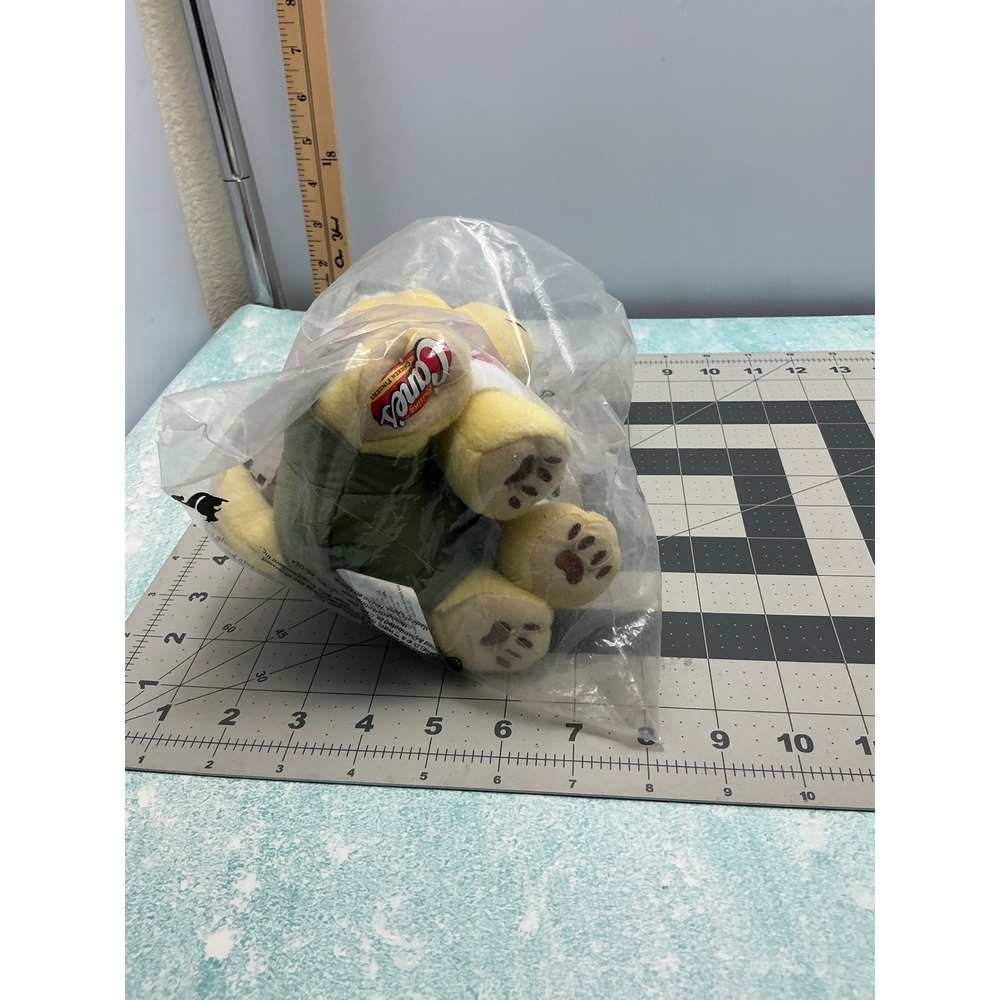 Raising Canes Clark Griswold 2022 Limited Edition Plush Puppy Christmas Vacation - Picture 10 of 10